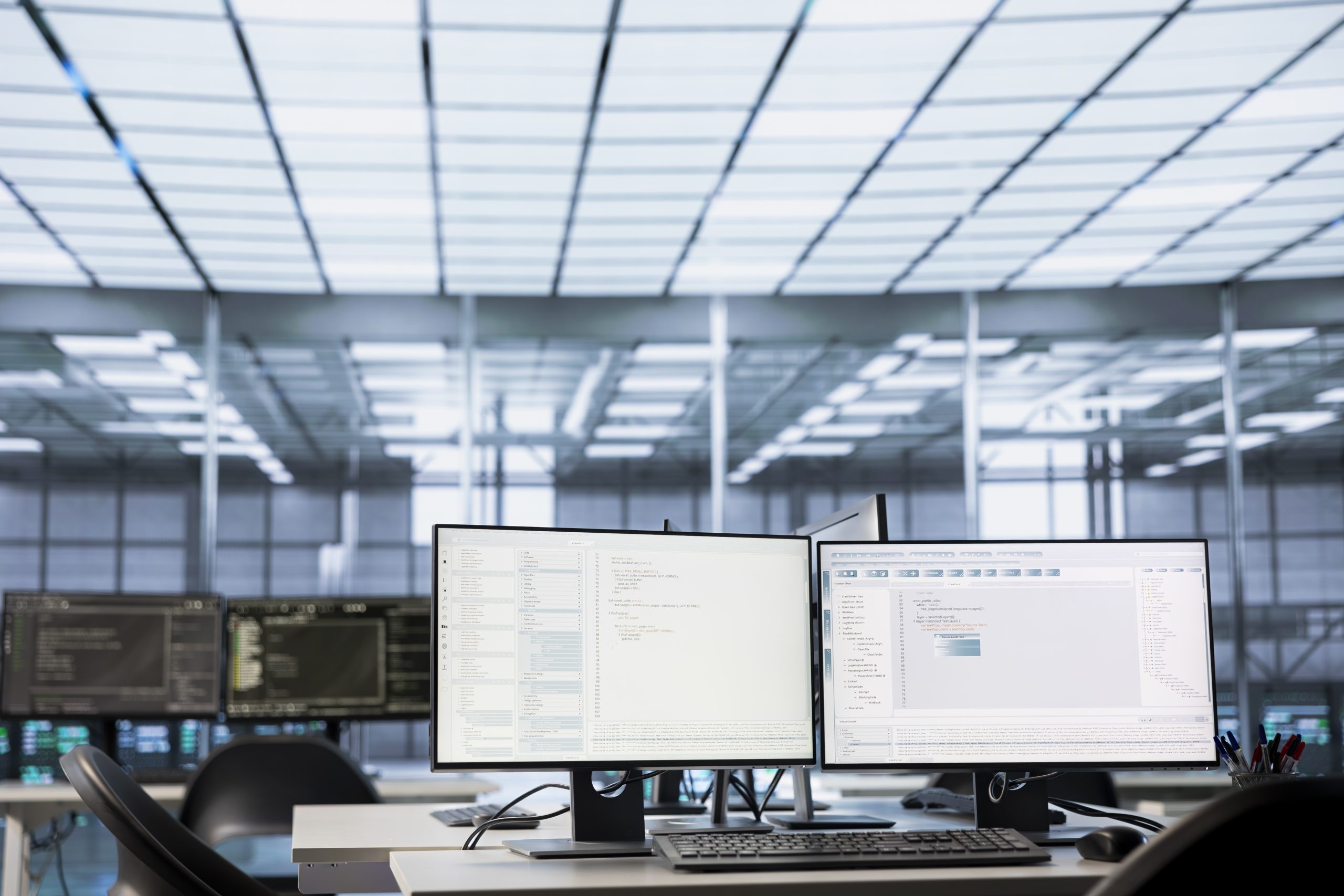 Gyártócsarnokban telepített professzionális kijelzőrendszer